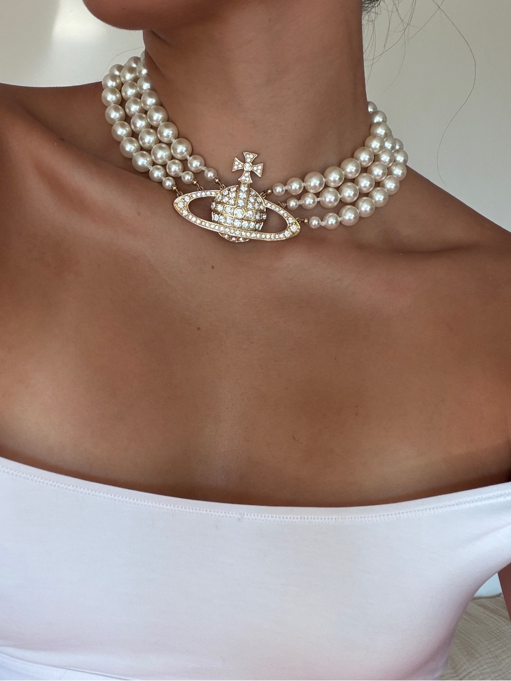 Authentic Vivienne Westwood Bas Relief Three Tier Pearl Choker